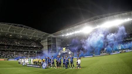 Cruzeiro venceu o Grêmio com Independência lotado