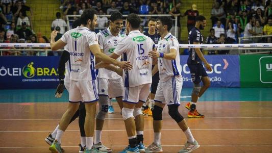 Cruzeiro venceu por 3 a 1 e largou na frente nas quartas de final da Superliga