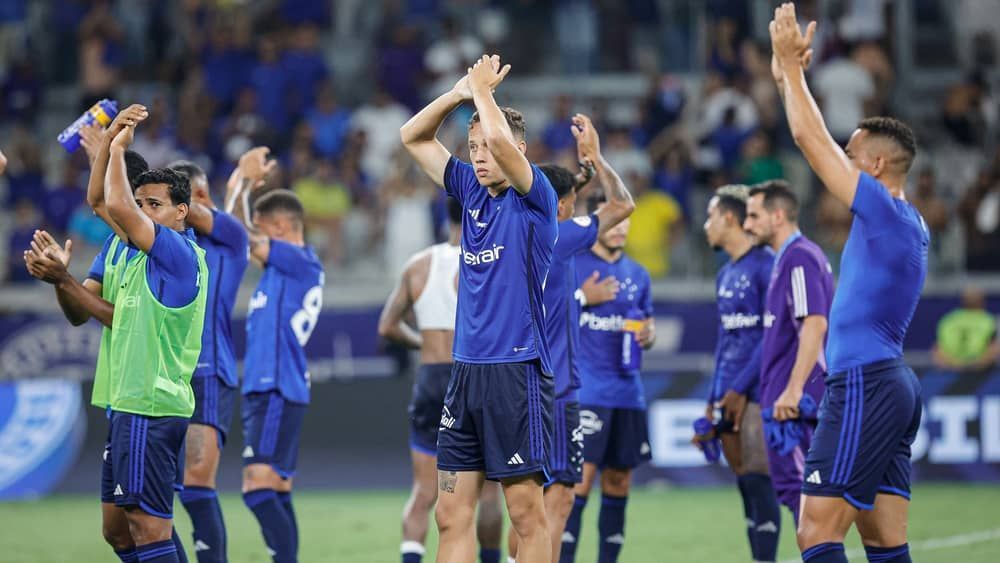 Com desfalques, Cruzeiro divulga relacionados para jogo com o Botafogo