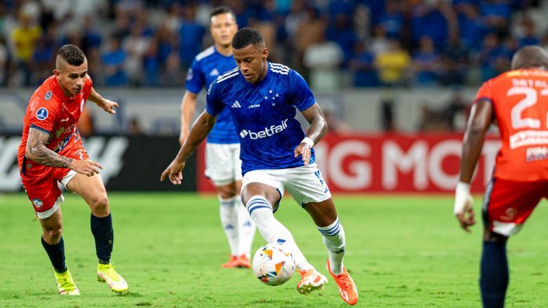 Adversário do Cruzeiro, Alianza sofreu goleadas após empate histórico no Mineirão