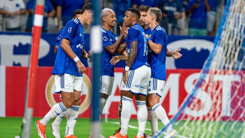Cruzeiro anuncia novo patrocinador e marca data de estreia