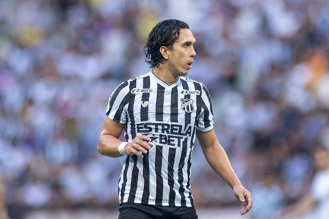 Ceará rescinde contrato com Nicolas, e atacante é anunciado por clube da Série B