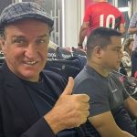 Um olho no Galo e outro no Furacão: Cuca foi ‘presença VIP’ na Arena da Baixada