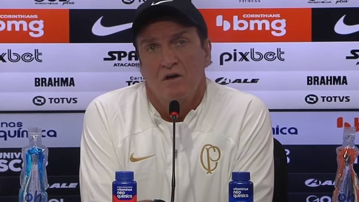 Cuca é apresentado no Corinthians e nega participação em caso de estupro na Suíça