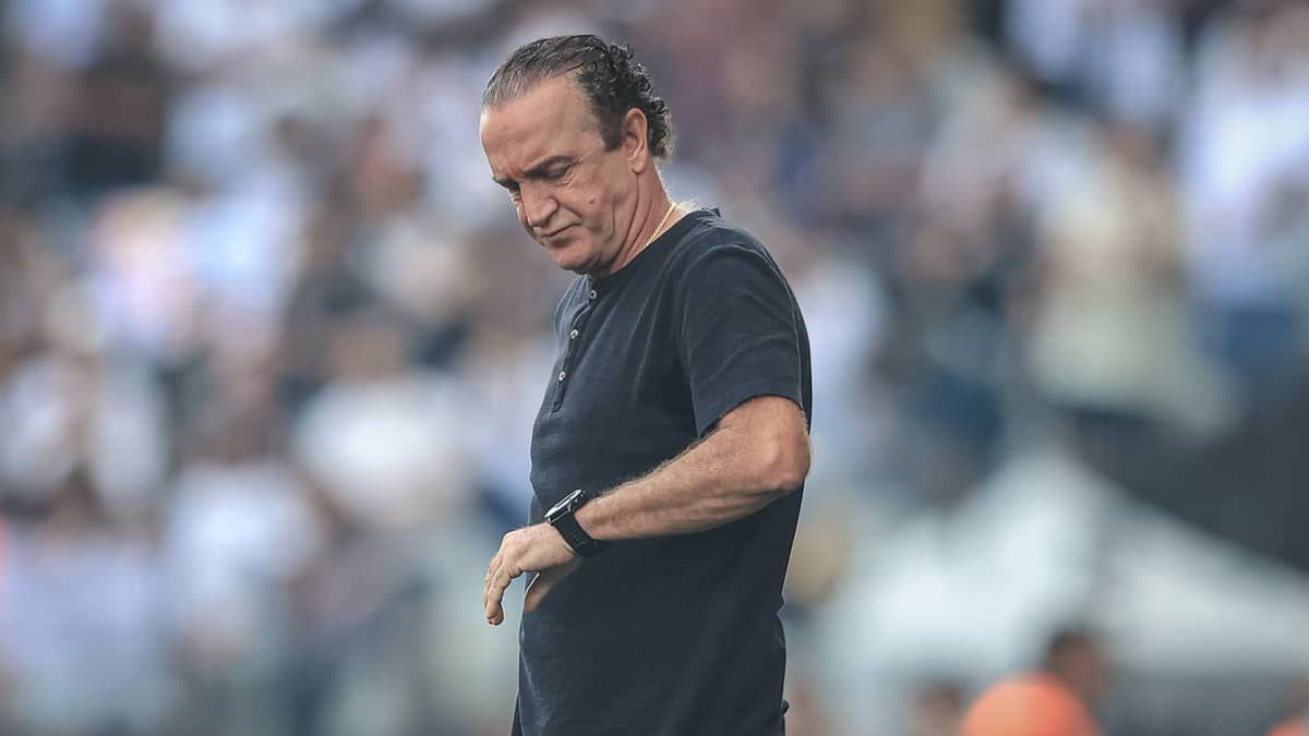 Última vitória de Cuca como técnico foi contra o Corinthians, seu novo clube