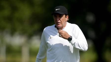 Cuca fez pronunciamento para anunciar saída do Corinthians