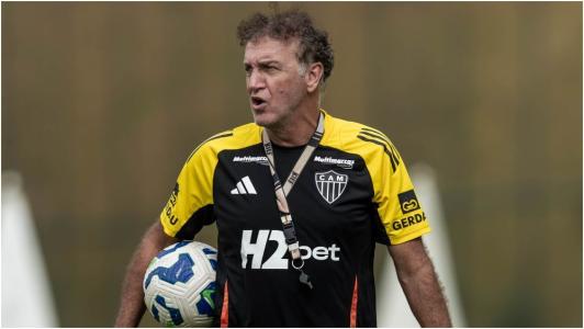 Cuca, técnico do Atlético