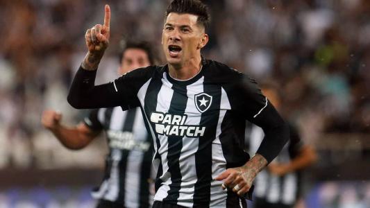 Cuesta marcou o gol da vitória do Botafogo
