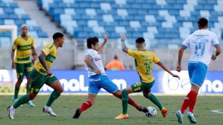 Cuiabá e Bahia pelo primeiro turno do Brasileiro