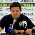 Presidente do Cuiabá critica time e detona Deyverson: 'Nos atrapalha'