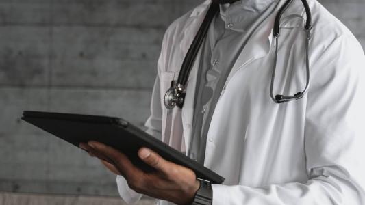 Cuidados paliativos são uma abordagem interdisciplinar da saúde que tem o objetivo de recuperar a qualidade de vida dos pacientes