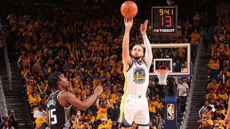 Curry anotou 32 pontos na vitória dos Warriors
