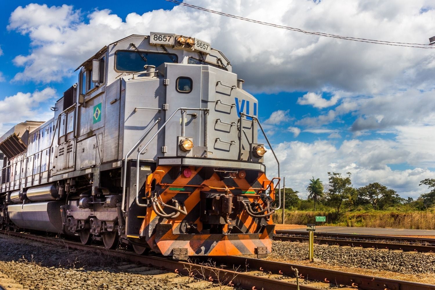 Empresa que opera ferrovias abre vagas de estágio para Minas e outros estados