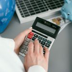 O que mais pesa para a indústria hoje? Pesquisa com 1.000 empresários dá a resposta