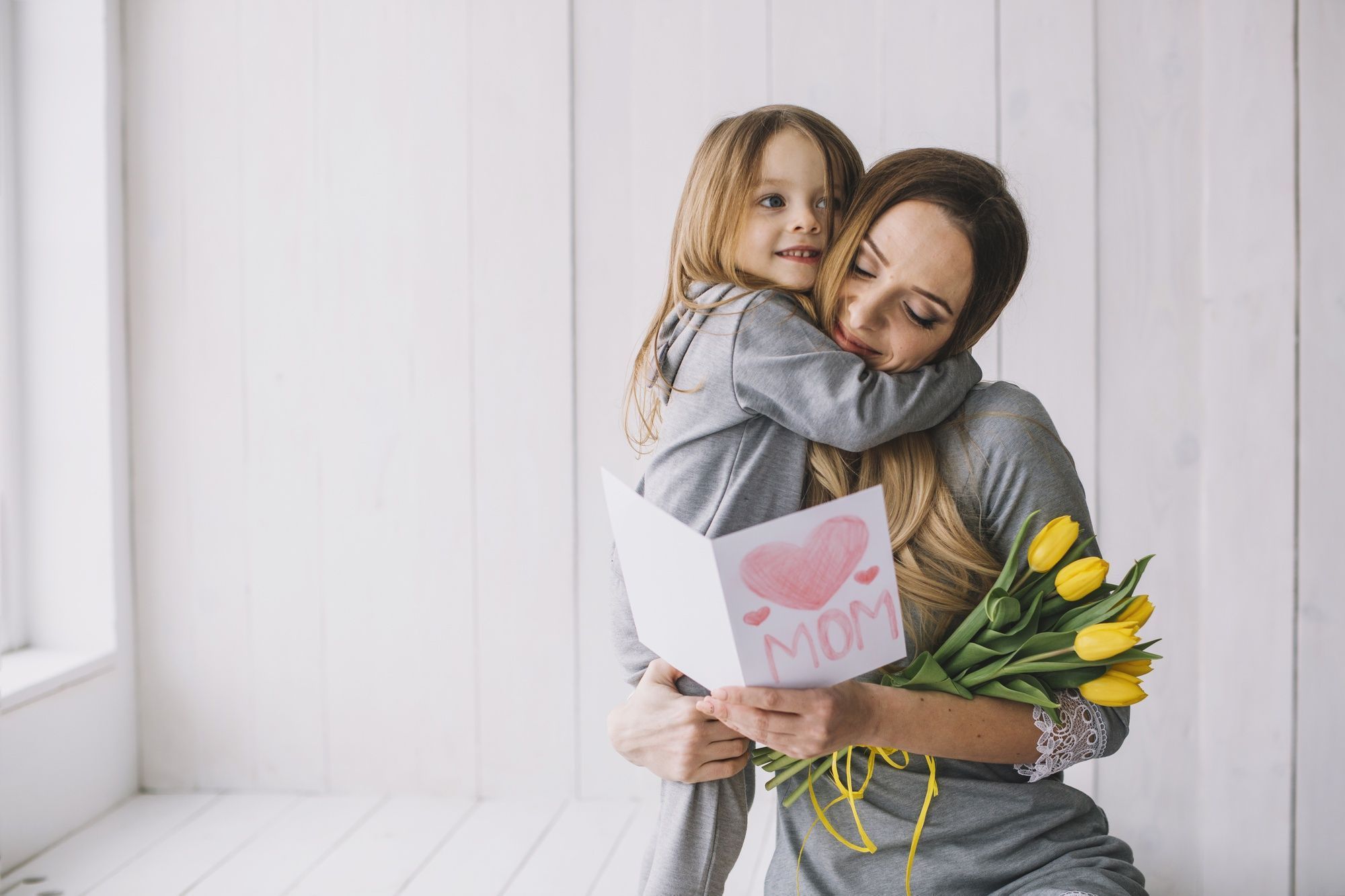 Quando é o Dia das Mães? Veja calendário de datas comemorativas em 2025