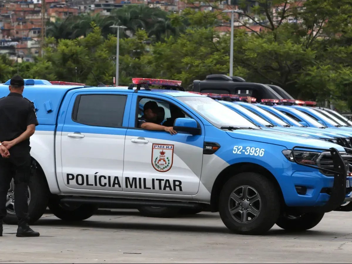 CV e Terceiro Comando Puro trocam tiros em festa e seis pessoas são mortas no Rio