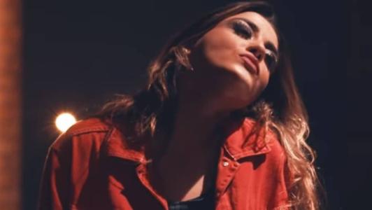 Cynthia Luz, cantora mineira