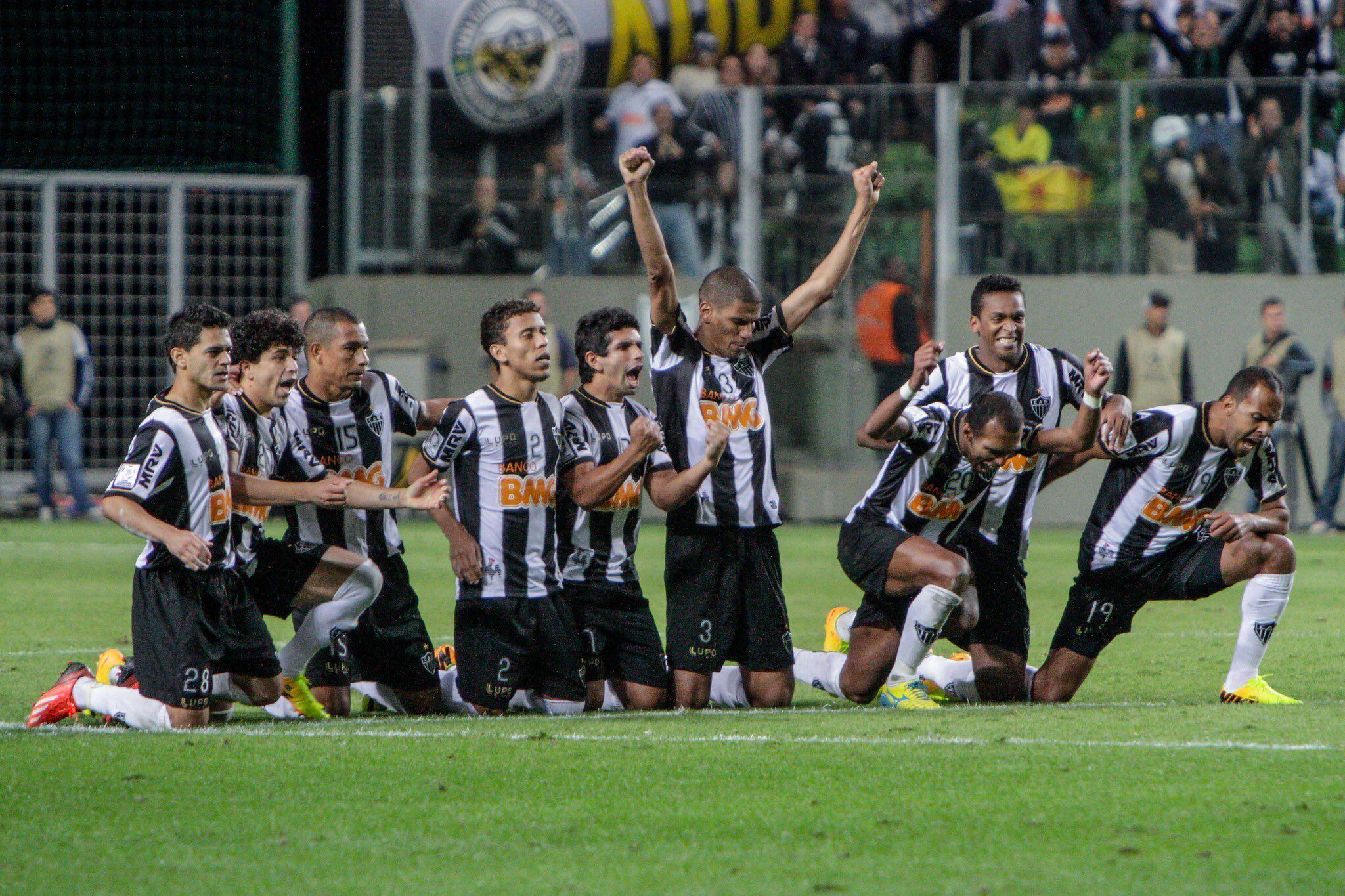 Ídolo do Atlético revive vídeo do elenco antes de classificação heroica na Libertadores