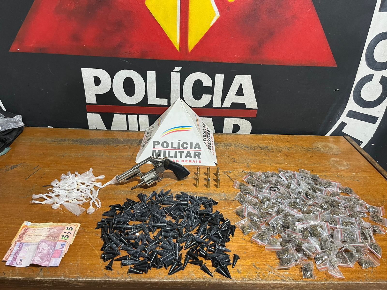 Sobrinho de Roni Peixoto é preso suspeito de envolvimento em guerra de tráfico em BH