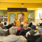 Espetáculo voltado à terceira idade resgata memórias e histórias em Minas Gerais