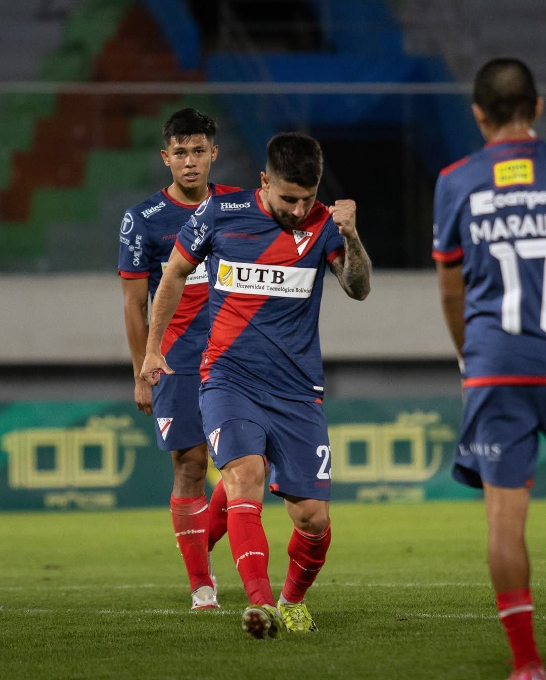 Ex-Atlético, meia argentino marca em goleada por 7 a 0 na Bolívia; assista