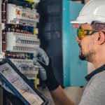 Inovação e segurança elétrica: as práticas que estão redefinindo a indústria