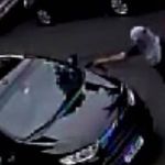 Pai e filha de 2 anos são mortos a tiros dentro de carro de aplicativo no RJ