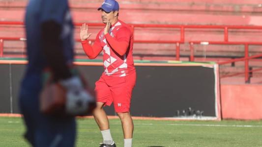 Dado Cavalcanti, técnico do Náutico, elogiou jogadores do Cruzeiro