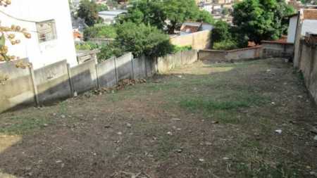 Fiscalização evita o aparecimento de focos de mosquitos, principalmente durante o período de chuva