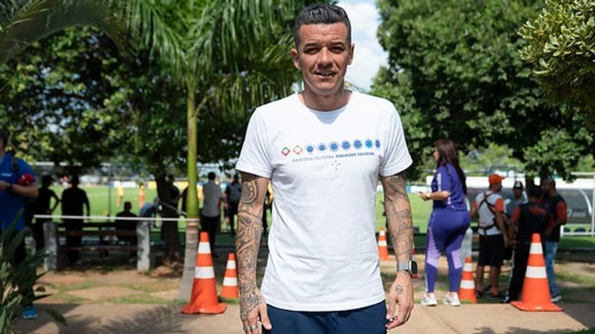 Diretor do Cruzeiro, D'Alessandro projeta final da Copa do Brasil Sub-20