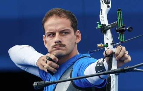 Marcus D'Almeida durante disputa em 2025