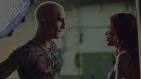 Damiano David e Anitta em gravação do clipe de 'Mil Veces'