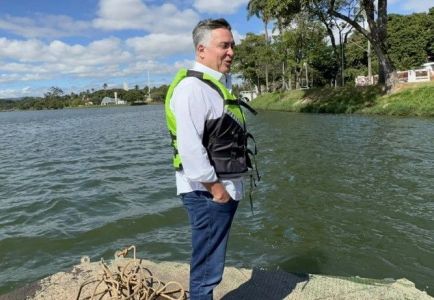 Prefeito Álvaro Damião visitou Lagoa da Pampulha nesta sexta-feira (16)