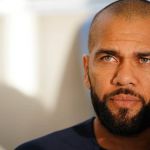 Sem pagar fiança, Daniel Alves passará fim de semana preso