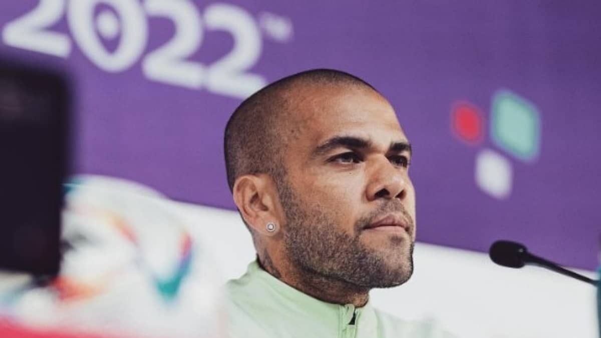Daniel Alves poderá contratar psicólogo para examinar suposta vítima de estupro