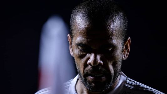 Daniel Alves é acusado de estuprar uma jovem em uma boate de Barcelona