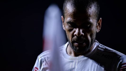 Daniel Alves está detido desde a sexta-feira (20) na Espanha