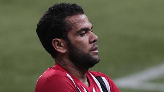 Daniel Alves está detido na Espanha desde a sexta-feira (20)