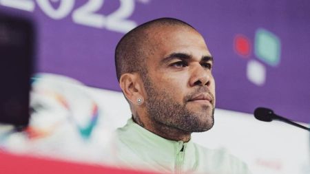 Daniel Alves está preso em Barcelona, na Espanha