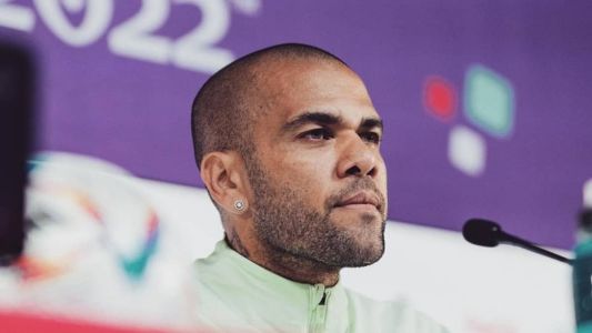 Daniel Alves está preso há quatro meses por suspeita de estupro
