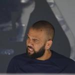 Daniel Alves reafirma inocência: 'Só duas pessoas sabem o que aconteceu'