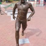 Prefeitura de Juazeiro toma decisão sobre estátua de Daniel Alves, condenado por estupro