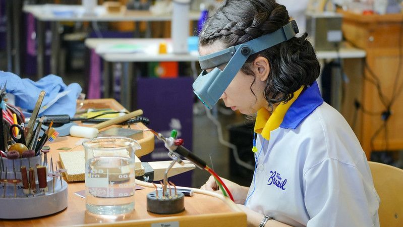 Produtividade e economia: como equilibrar conforto térmico no trabalho
