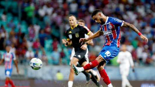 Daniel em ação pelo Bahia na vitória sobre o Volta Redonda, na Arena Fonte Nova