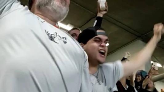 Daniel foi ao Mineirão acompanhado pelo pai e acompanhou a vitória sobre o Athletico-PR