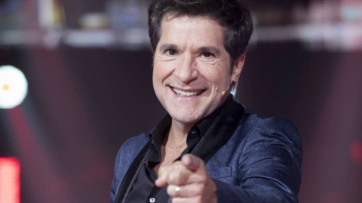 Daniel comemora 40 anos de carreira com lembranças ao parceiro João Paulo