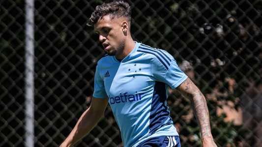 Daniel Jr. treinou parcialmente na Toca neste domingo (26)