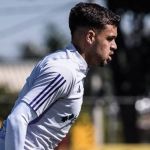 Daniel Júnior, do Cruzeiro, vai ao campo na Toca da Raposa II