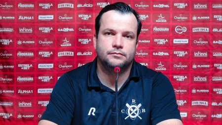 Daniel Paulista, técnico do CRB