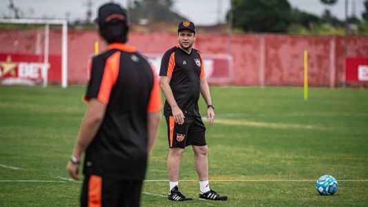 Daniel Paulista, técnico do CRB